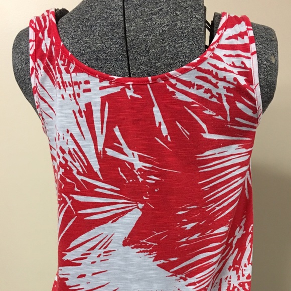 💰5/$25💰XS New York & Company Pink Papaya & White Burnout Tank Top - Picture 4 of 4